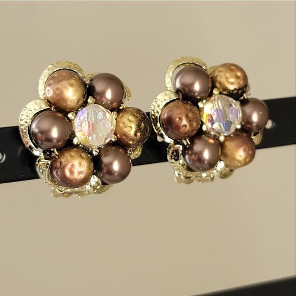 Earrings Vintage Chocolate Gold Tone Clip On Earrings #0213 - Picture 2 of 8